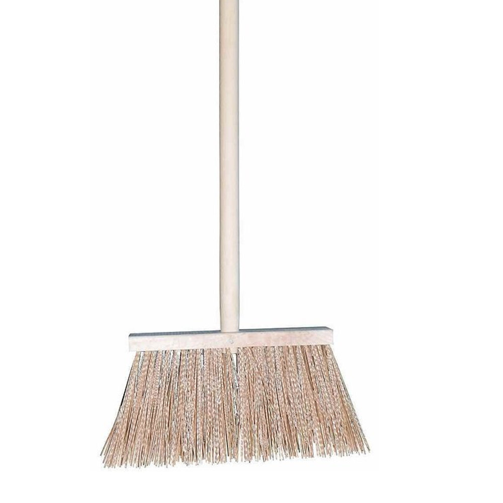 Koště s násadou